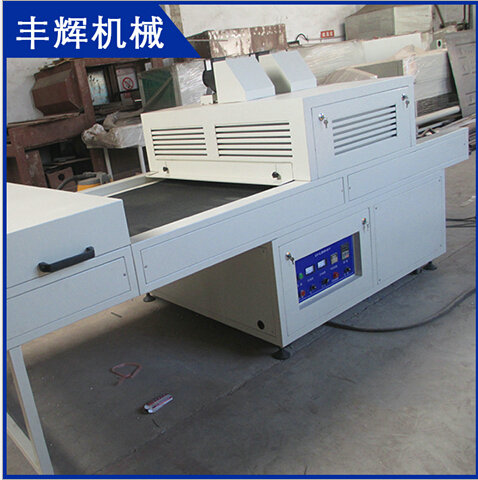 絲印UV機:讓印刷秒變“黑科技”的工業(yè)多面手